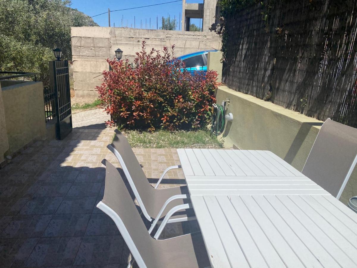 Вілла Cactus Maisonette Near Airport Порто-Рафті Екстер'єр фото